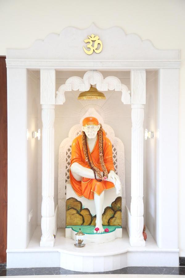 Vits Lonavala Hotel Buitenkant foto
