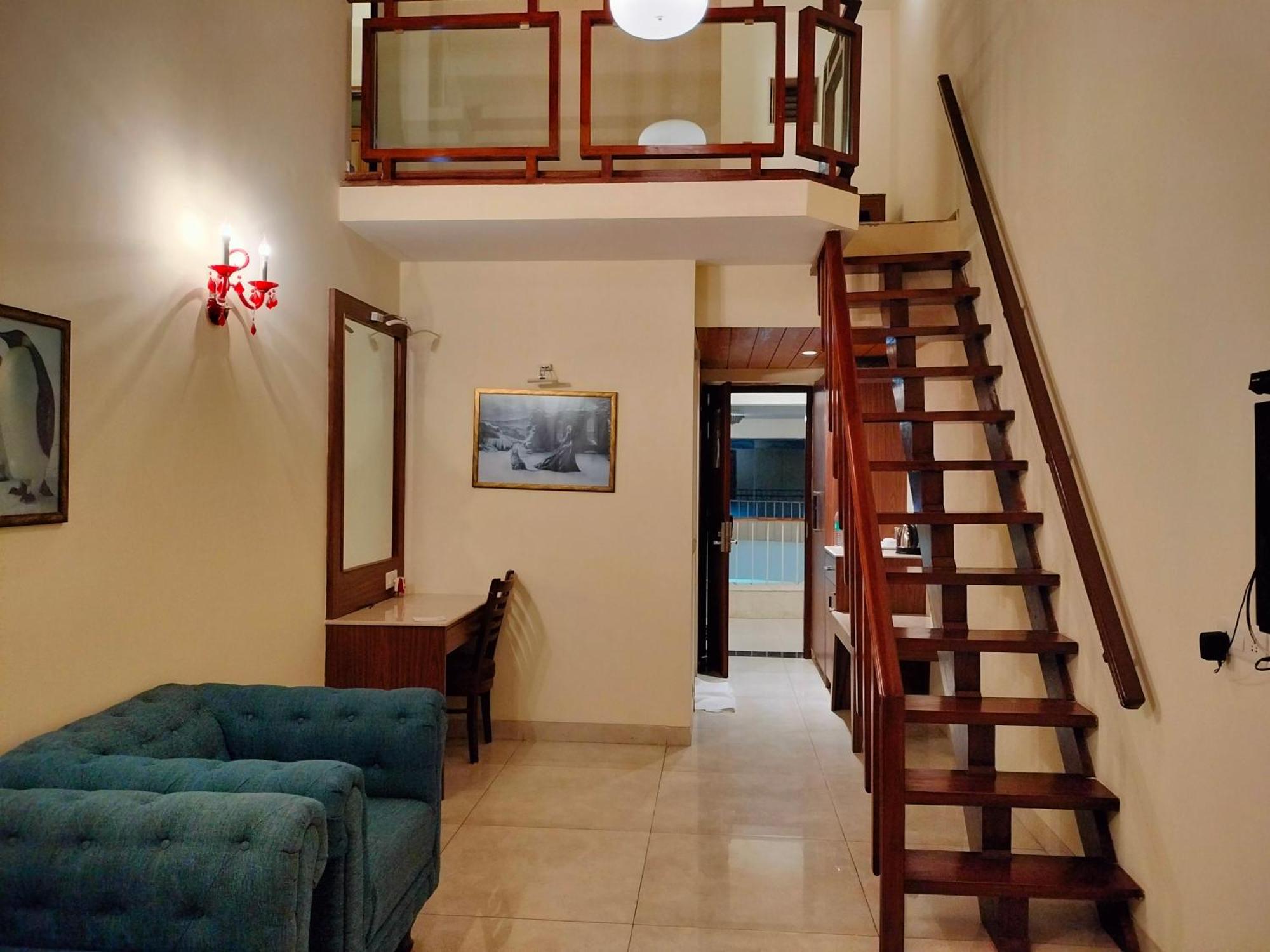 Vits Lonavala Hotel Buitenkant foto